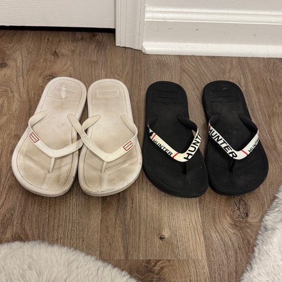 Hunter Bundle Of Women’s Flip-Flops - Picture 1 of 6